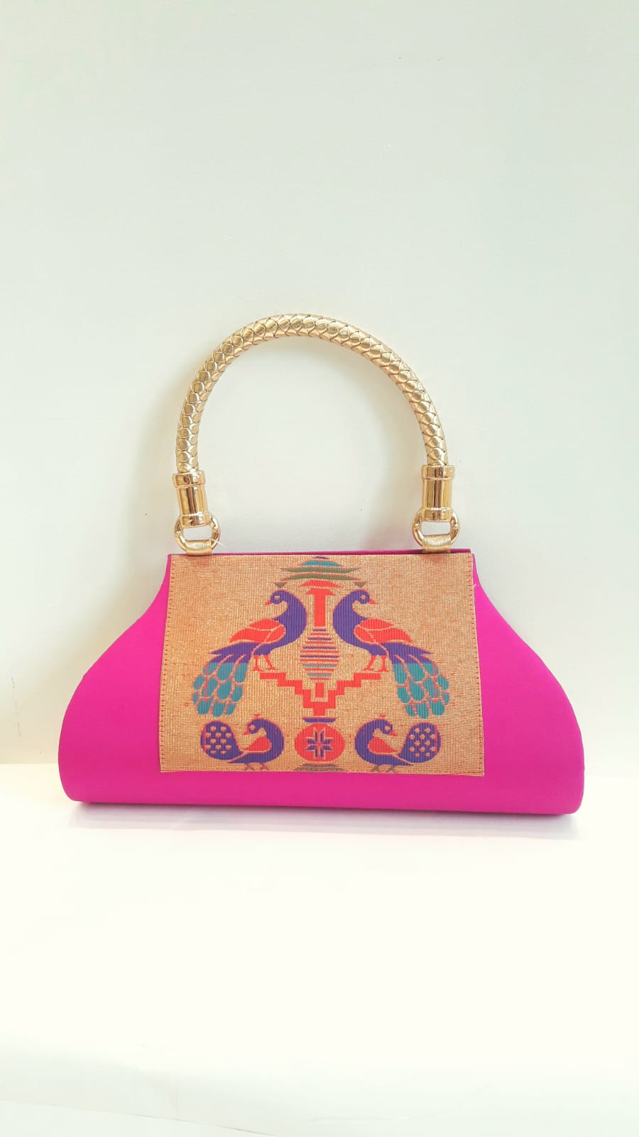 नया मैटेरियल क्लच पर्स नाइस डिज़ाइन इवनिंग बैग - चीन स्पेशल मैटेरियल बैग्स  यह है फैशन बैग कीमत