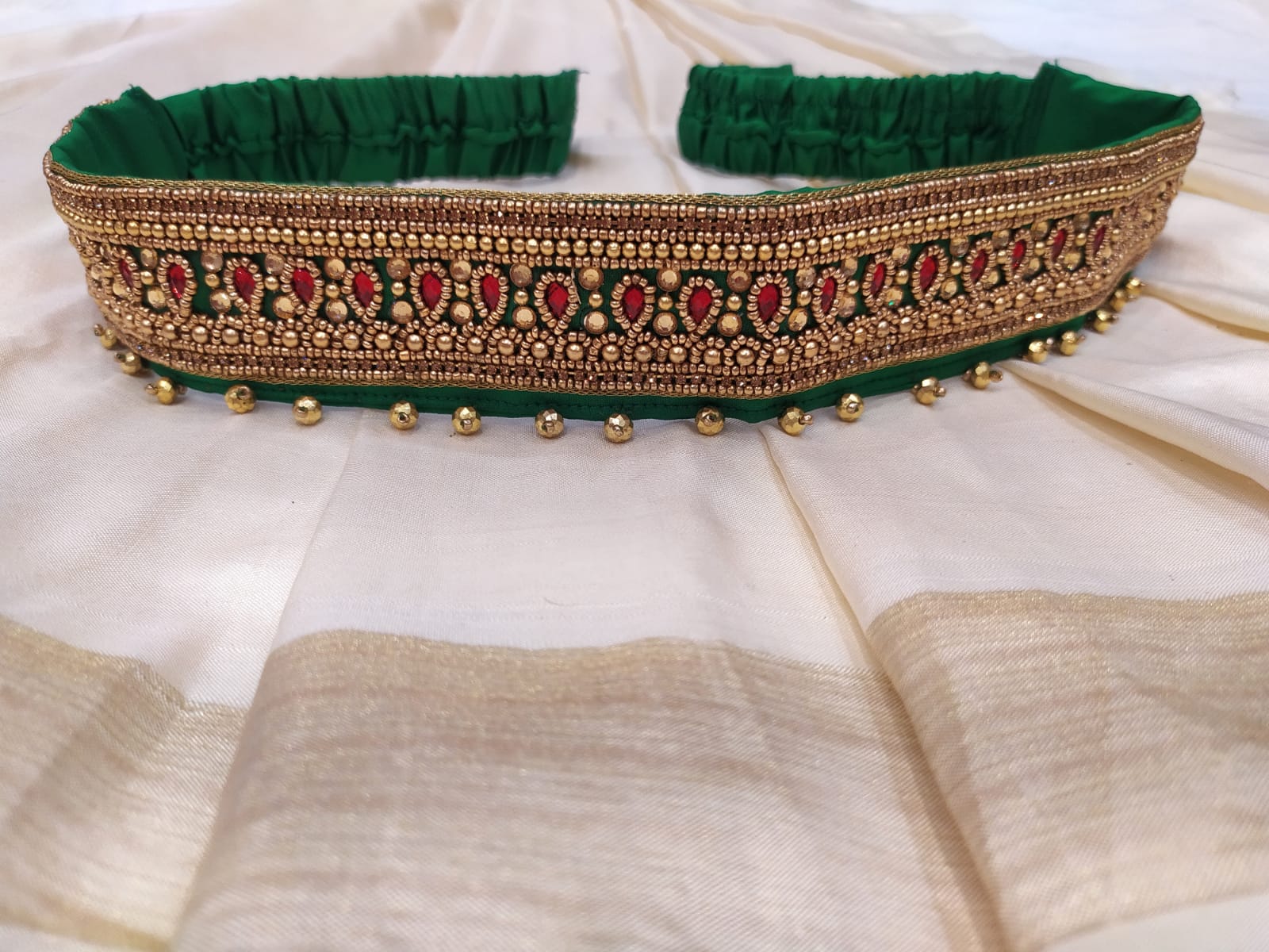 SAREE Belt-adults/waist Belt/ Hip Belts/maggam Work Belt/embroidered Hip  Belt/ Kamarbandh/ Festival/vaddannam/red, Pink,green & Gold - Etsy