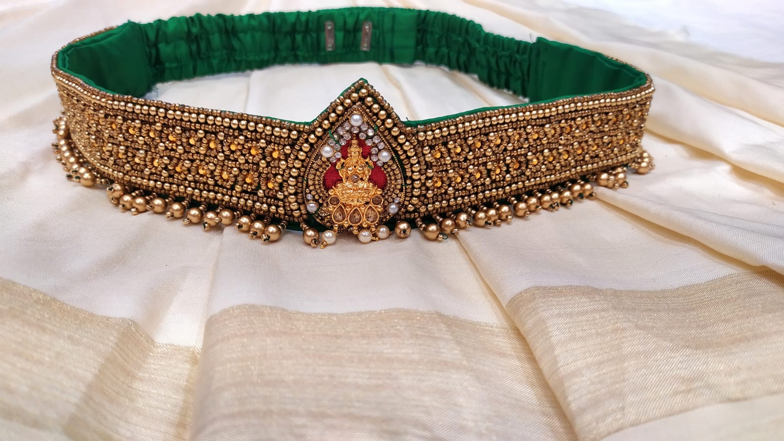 Handmade Saree Belt – Kamarpatta – Paithani Purses